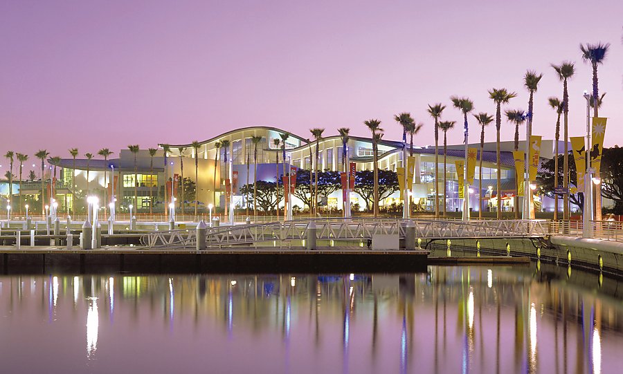 Aquarium building at dusk